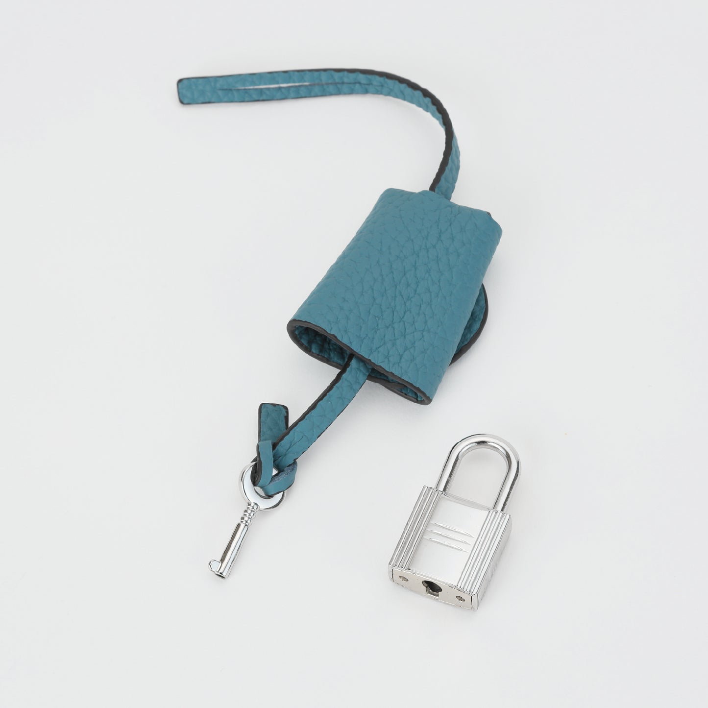 B-06　VS　ブラック　スモール